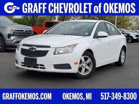 Used 2013 Chevrolet Cruze LT FWD image 1