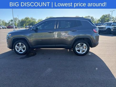 Used 2023 Jeep Compass Latitude AWD/4WD image 16