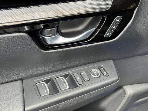 Certified 2024 Honda CR-V EX-L image 9