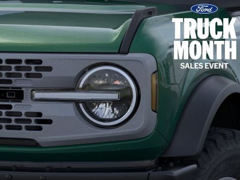 New 2025 Ford Bronco Badlands image 21