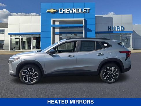 New 2026 Chevrolet Trax RS w/ Sunroof Package FWD image 8