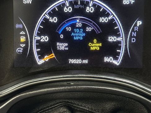 Used 2018 Jeep Grand Cherokee Altitude image 29