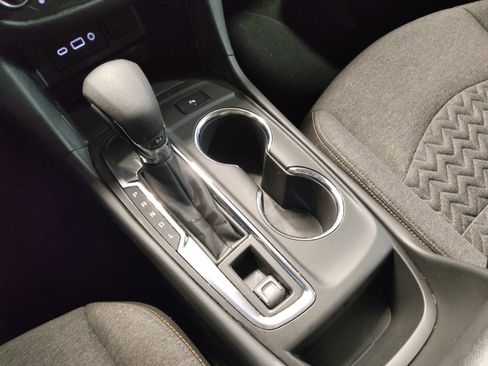 Used 2023 Chevrolet Equinox LT FWD image 26