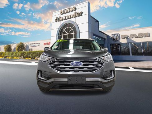Used 2019 Ford Edge Titanium AWD/4WD image 10