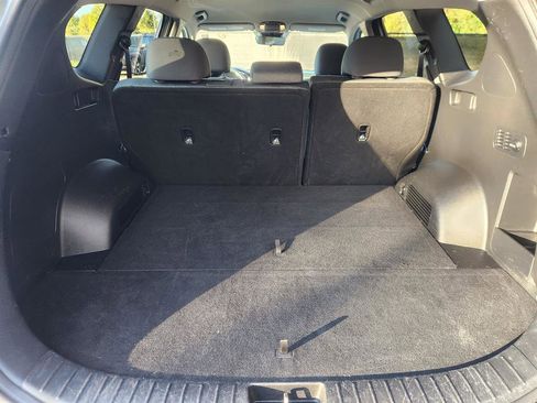 Certified 2023 Hyundai Santa Fe SEL image 18