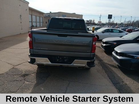 Used 2022 Chevrolet Silverado 1500 LT w/ Z71 Off-Road Package image 6