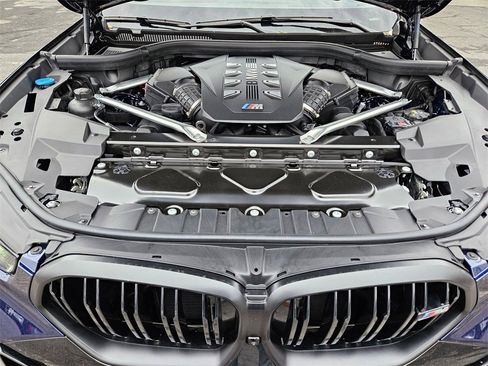 New 2026 BMW X6 M60i image 25