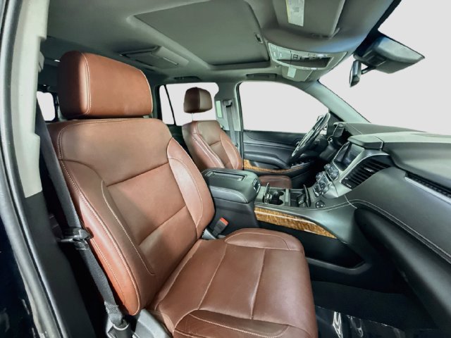 Used 2019 Chevrolet Tahoe Premier w/ Premier Plus Edition AWD/4WD image 28