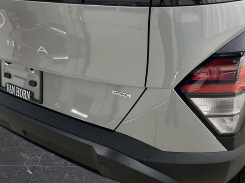 New 2026 Hyundai Kona SE AWD/4WD image 29