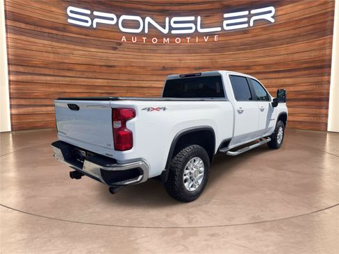 Used 2021 Chevrolet Silverado 2500 LT w/ All Star Edition AWD/4WD image 6