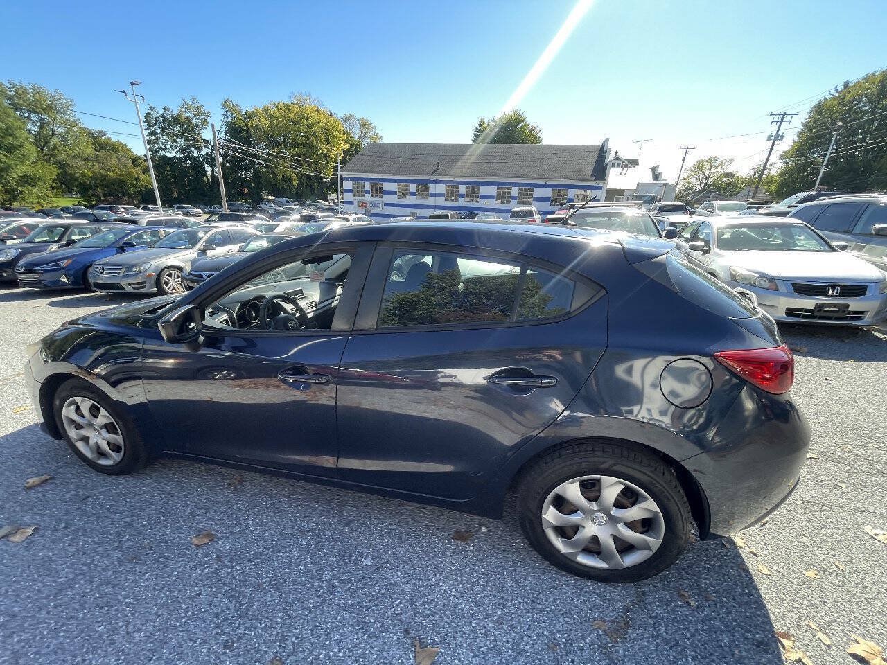 Used 2014 MAZDA MAZDA3 i Sport FWD image 7