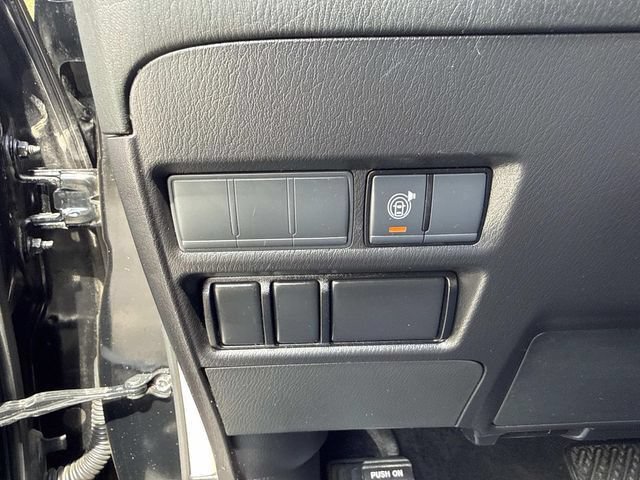 Used 2023 Nissan Armada SV RWD image 53