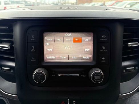 Used 2022 RAM 2500 Tradesman w/ Chrome Appearance Group image 31