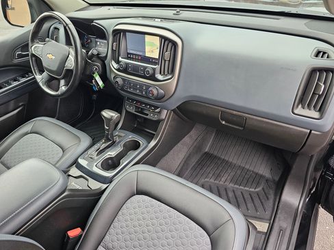 Used 2020 Chevrolet Colorado Z71 image 16
