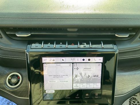 New 2025 Jeep Grand Cherokee Limited w/ Black Appearance Package image 26