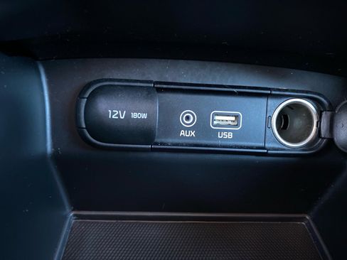 Used 2020 Kia Sorento LX w/ LX I4 Convenience Package image 14