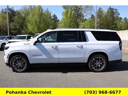 New 2026 Chevrolet Suburban High Country AWD/4WD image 4