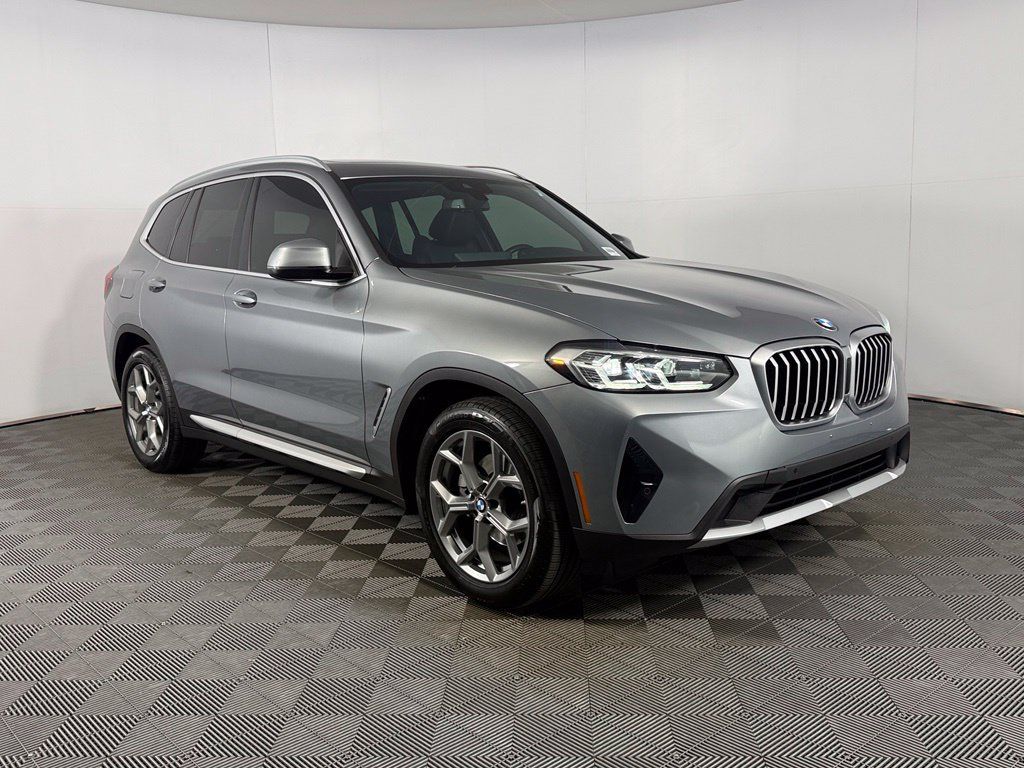 Used 2023 BMW X3 sDrive30i w/ Premium Package RWD image 5