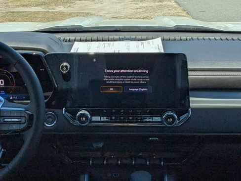 New 2026 Chevrolet Colorado LT RWD image 18