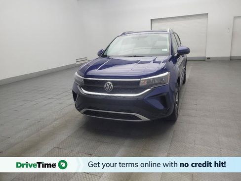 Used 2022 Volkswagen Taos SE w/ Panoramic Sunroof Package AWD/4WD image 1