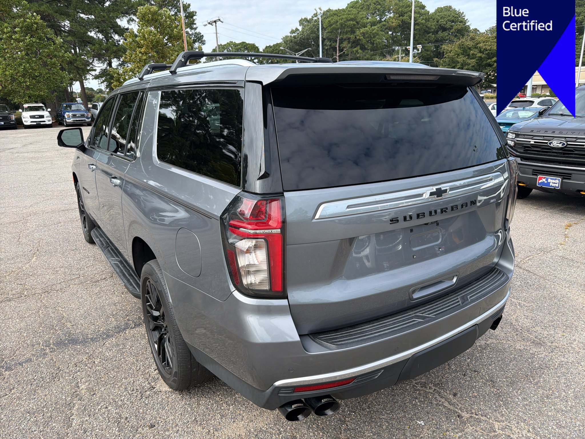 Used 2021 Chevrolet Suburban High Country AWD/4WD image 7