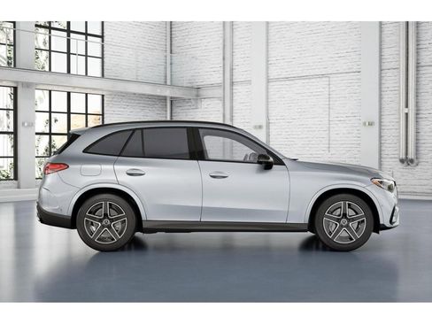 New 2026 Mercedes-Benz GLC 300 GLC 300 image 2