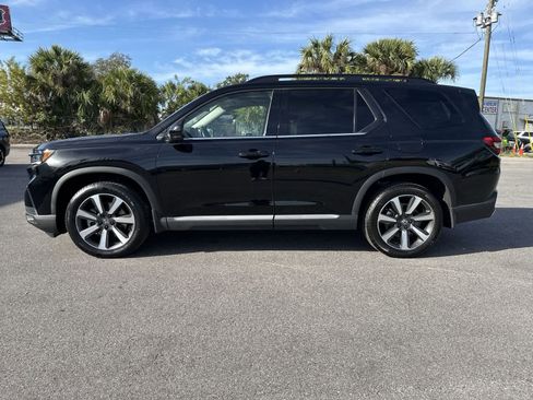Used 2023 Honda Pilot Elite image 4