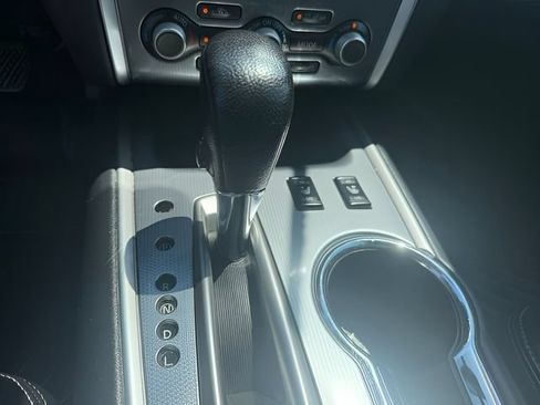Used 2018 Nissan Pathfinder SL w/ SL Premium Package AWD/4WD image 25