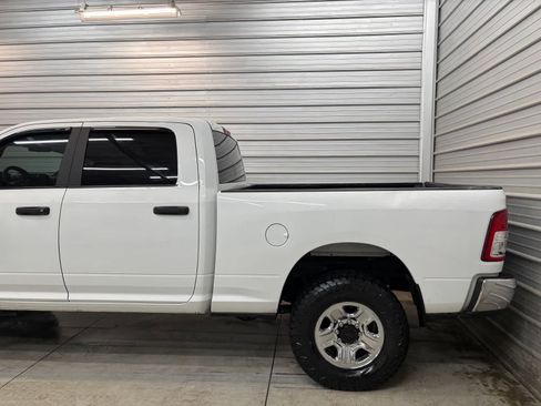 Used 2022 RAM 2500 Big Horn AWD/4WD image 5