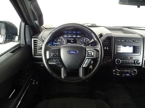 Used 2020 Ford Expedition XL image 22
