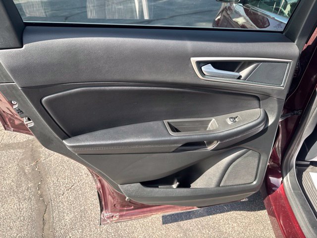 Certified 2024 Ford Edge SEL w/ Convenience Package AWD/4WD image 11