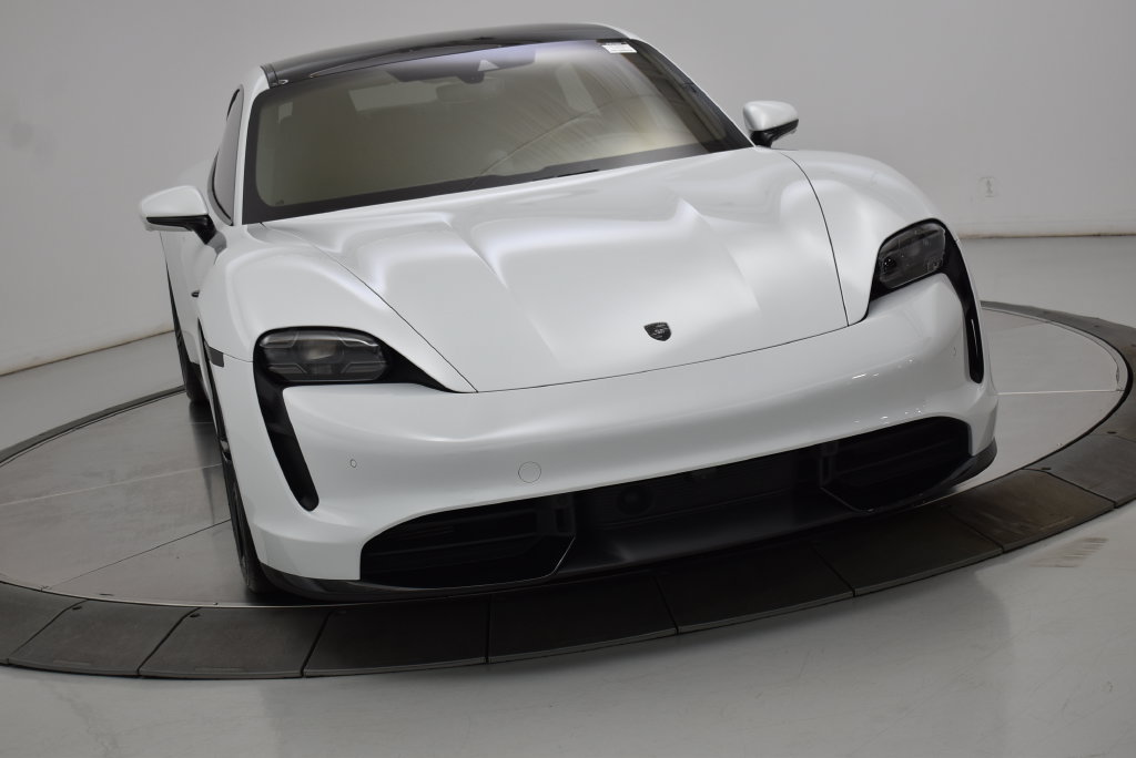 Used 2022 Porsche Taycan Turbo S AWD/4WD image 21