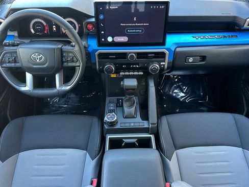 Certified 2026 Toyota Tacoma TRD Off-Road w/ TRD Off Road Upgrade Package AWD/4WD image 13