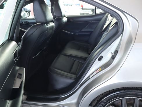 Used 2016 Lexus IS 300 AWD image 27