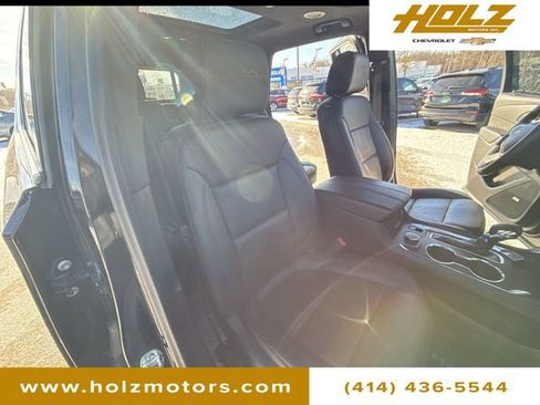 Certified 2023 Chevrolet Traverse High Country image 29