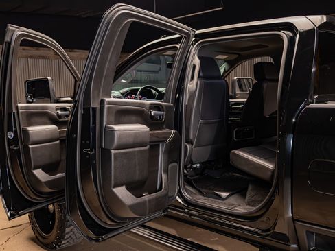 Used 2021 Chevrolet Silverado 2500 LTZ w/ LTZ Plus Package image 28