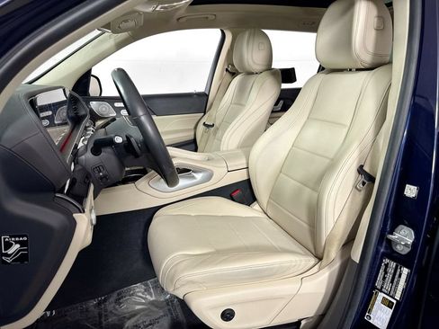 Used 2020 Mercedes-Benz GLS 450 4MATIC image 27