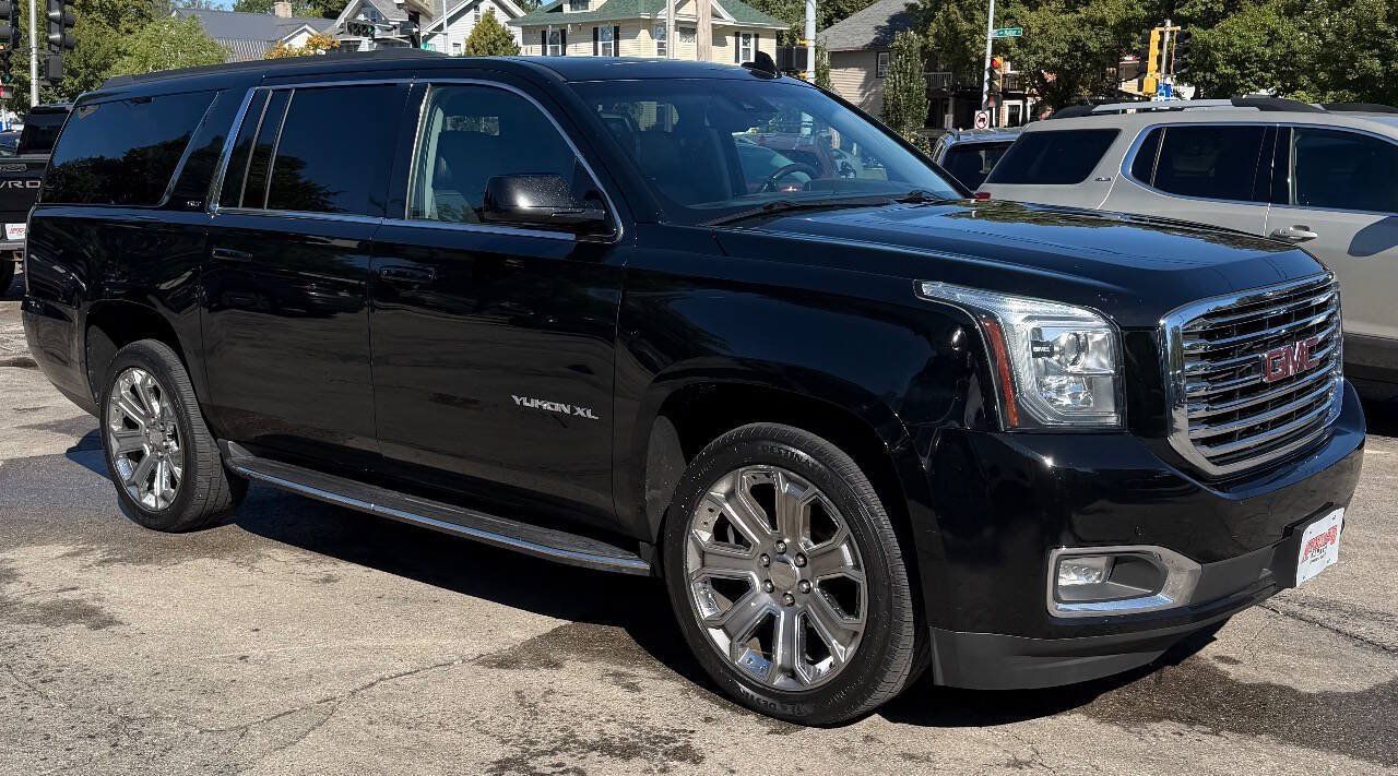 Used 2018 GMC Yukon XL SLT AWD/4WD image 9
