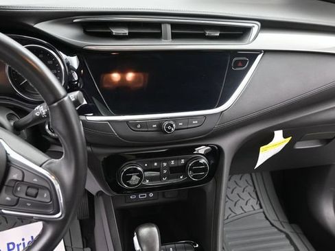 Used 2020 Buick Encore GX Select w/ Experience Buick Package FWD image 22