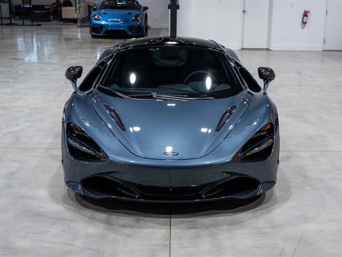 Used 2018 McLaren 720S Performance RWD image 9