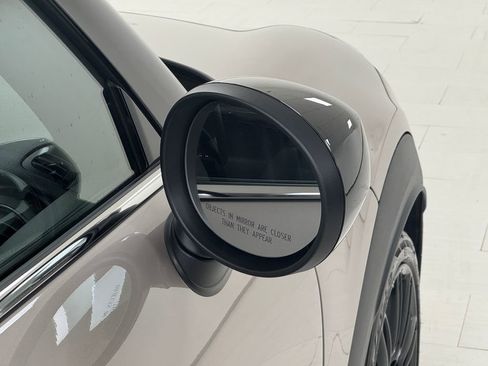 Used 2023 MINI Cooper S image 40