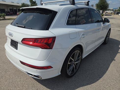 Used 2018 Audi SQ5 Premium Plus w/ S Sport Package AWD/4WD image 4