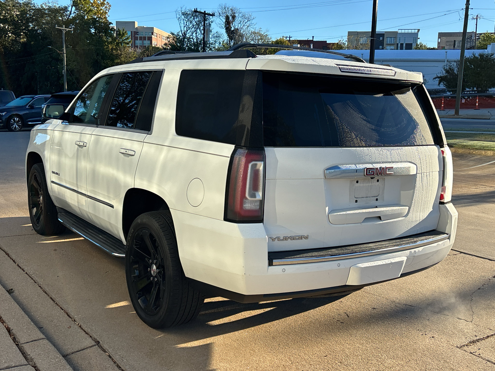 Used 2016 GMC Yukon Denali w/ Open Road Package AWD/4WD image 6