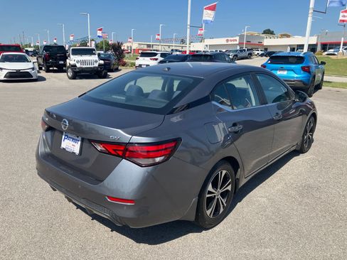 Used 2021 Nissan Sentra SV FWD image 6