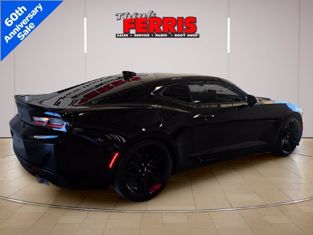 Used 2018 Chevrolet Camaro LT w/ Redline Edition RWD image 5