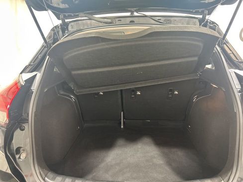 Used 2021 Nissan Kicks SR image 17