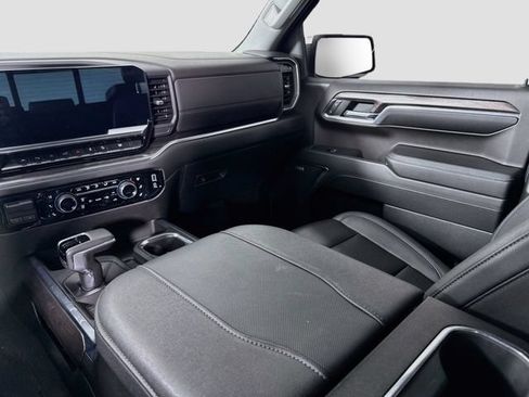 Used 2024 Chevrolet Silverado 1500 LTZ w/ LTZ Premium Package AWD/4WD image 25