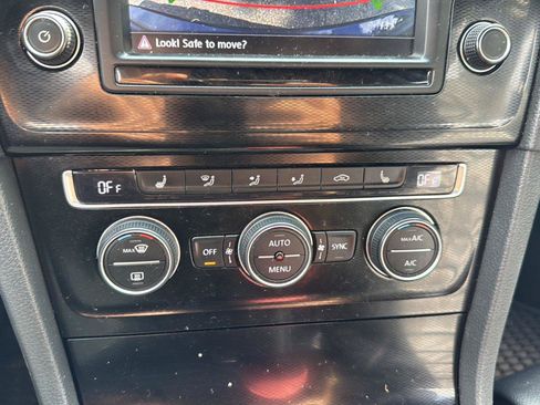 Used 2017 Volkswagen GTI Autobahn FWD image 18