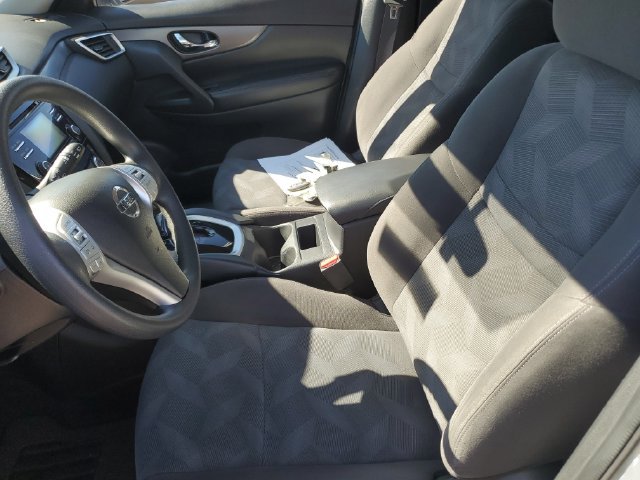 Used 2016 Nissan Rogue SV AWD/4WD image 17