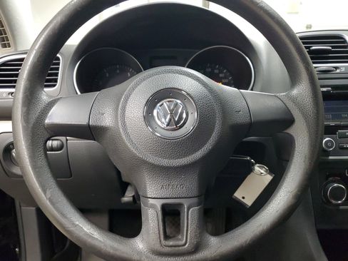 Used 2012 Volkswagen Golf 2-Door FWD image 21